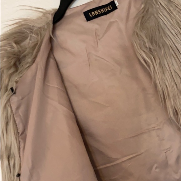 Neutral Fur Jacket - Picture 4 of 5